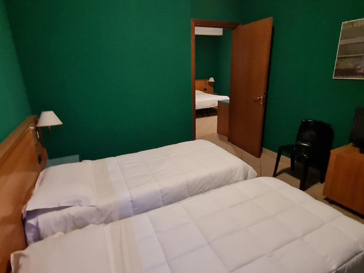 Modo Hotel Vercelli Buitenkant foto