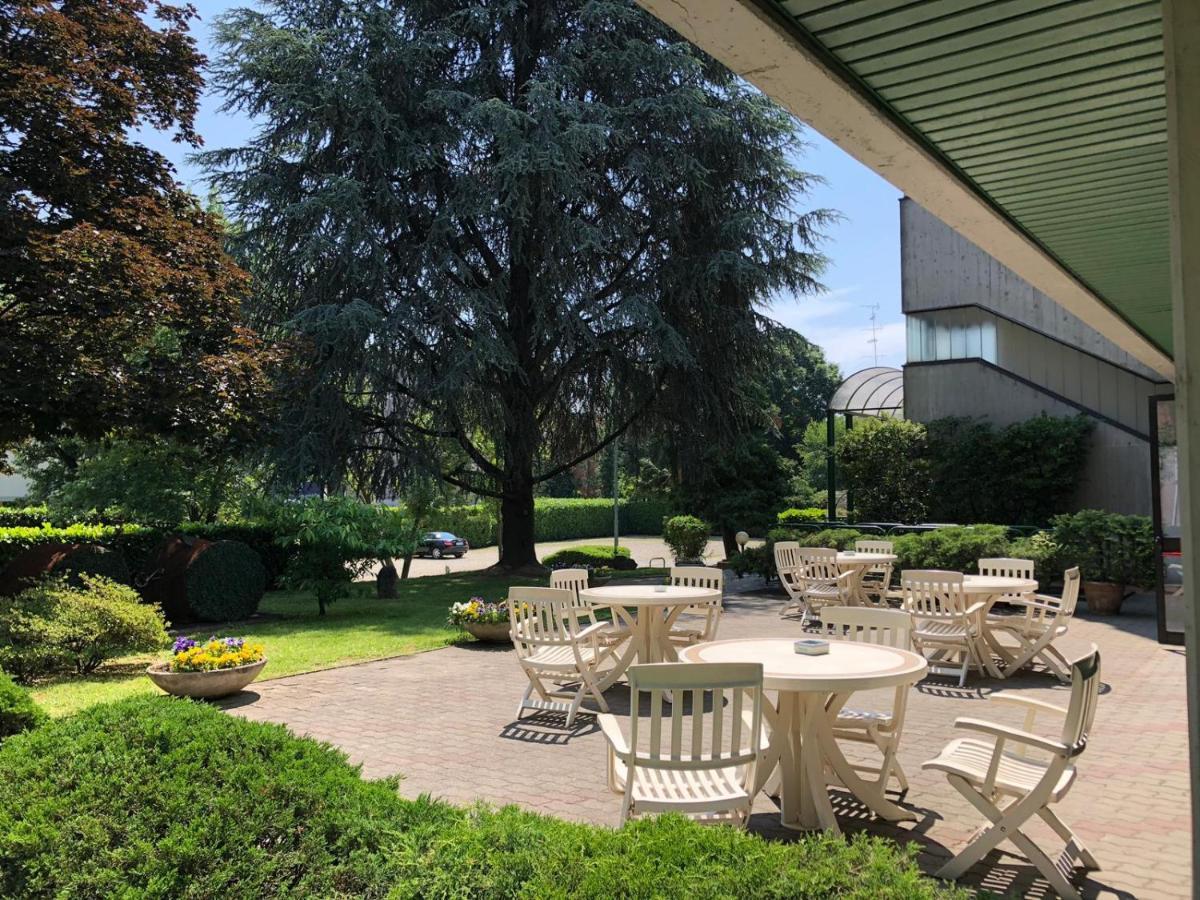 Modo Hotel Vercelli Buitenkant foto